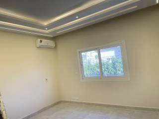 فيلا من المالك للايجار تشطيبات اول سكن بالتكيفات