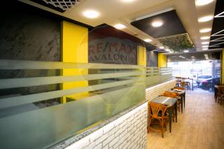 محل تجاري للإيجار 60 متر جليم علي الترام مباشرة