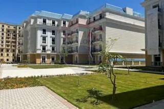 شقة للبيع الحي اللاتينى بحري طريق العلمين