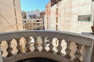 شقة للبيع150م خطوات من ش أبوقيرخلف كنيسة جناكليس