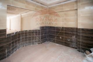 شقة للبيع 185 متر محرم بك ش زين العابدين