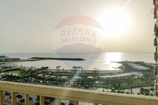 شقة للبيع 160 متر سان ستيفانو علي البحر مباشرة