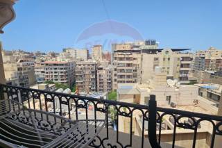 شقة للبيع 155 متر رشدي امام كبروسيز مول