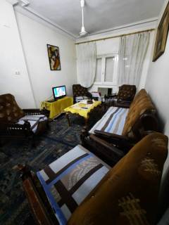 شقة مفروشة للإيجار في العجوزة 100م بسعر إقتصادي جد