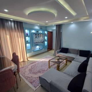 شقه للايجار مفروش في الشيخ زايد