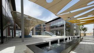 مكتب استلام فورى في موقع مميز بمقدم 30