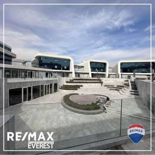 محل تجاري أميز موقع للايجار على محور 26 يوليو