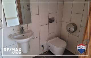 عيادة مميزة 84 متر للإيجار فى سوديك الشيخ زايد