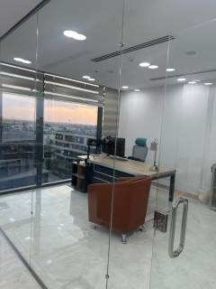 مكتب مفروش بيفرلي هيلز الشيخ زايد لقطة بمعني الكلم