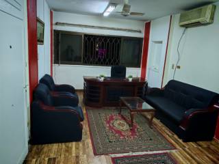 للشركات والعيادات مكتب مفروش ايجار140م نادى السكة