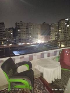 شقة للإيجار فرصة ذهبية بمحطة ومبي الهرم تصلح سكن او مكتب دور 2