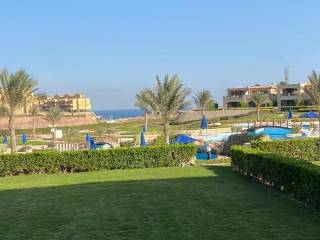 شاليه استلام فورى متشطب 3 غرف فى لافيستا السخنة