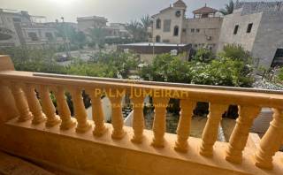 متاح للايجار شاليه بقريه اكوا فيو