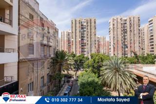 شقة للبيع 192 متر رشدي ش ابو قير