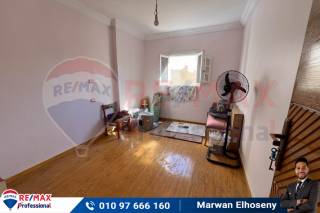 شقة للبيع 135 متر جليم ش مصطفي ماهر