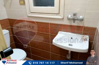 شقة ادراي للبيع 65 متر محطة الرمل خطوات من الترام