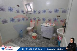 شقة للبيع 100 متر سيدي بشر علي البحر مباشره