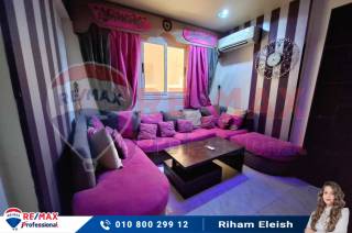 شقة للبيع 130م المندرة خطوات من البحر