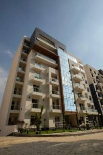 شقه 3 غرف استلام فوري في R7 بالعاصمة الاداريه