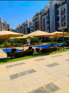 شقه 3 غرف للبيع في التجمع الخامس مقدم 15