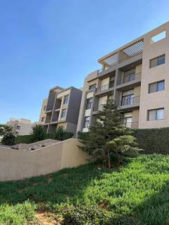 شقة للبيع متشطبة بالتكفييات بمقدم 25 استلام فورى