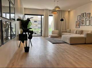 شقة لقطه للبيع في التجمع السادس بسعر مفاجاه