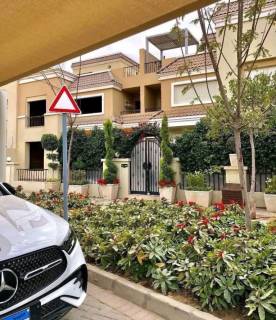 فيلا لقطه للبيع باقل سعر في الماركت امام مدينتي