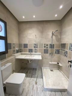 شقة للإيجار فى كمبوند إيست تاون سوديك