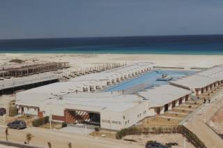 شاليه للبيع دايركشن وايت رأس الحكمه 173 م