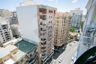 شقة للبيع 218 متر سموحة ش فيكتور عمانويل