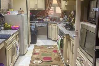 شقة للبيع 290 متر سموحة ش كمال الدين صلاح