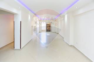 شقة للبيع 155 متر سبورتنج ش الأقصر