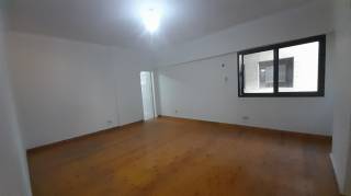 شقة للبيع في المهندسين 230م خطوات من شارع سليمان