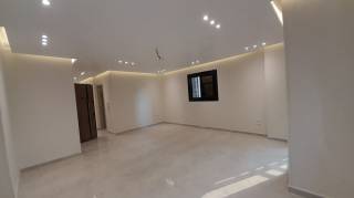 شقة للبيع بالتقسيط في العجوزة 140م قرب مطعم نعمه