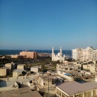 للبيع شقة سوبر لوكس امام البحر