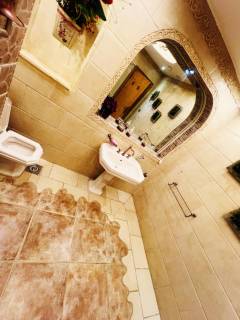 فيلا فخمه للايجار مارينا 5 بحمام سباحه