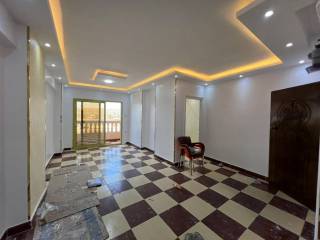 شقة للايجار 135 متر ب سموحه مطل مفتوح علي نادي سموحة