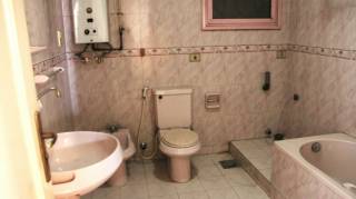 شقة للايجار بمصر الجديدة بميدان هليوبليس