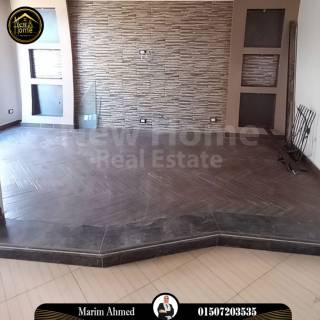 شقة للبيع 120 متر سموحة شارع النصر