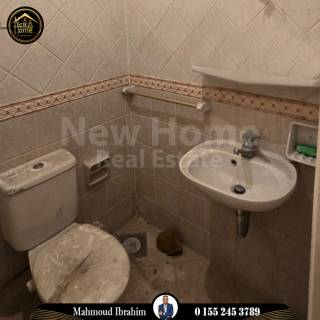 شقة للبيع 185 متر فلمنج خطوات من شارع أبوقير