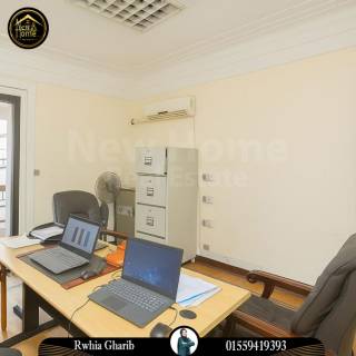 فرصة للإستثمار بعائد شهرى شقة للبيع 210 م