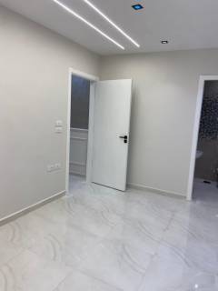 شقة للبيع بالحى الرابع مجاورة رابعة دور ارضى مرتفع 105م