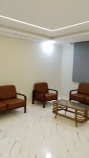 مكتب مفروش 250م للايجار في الدقي بالقرب من نادي ص