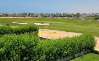 سنيور شاليه مفروش للبيع 200م 100م روف هاسيندا