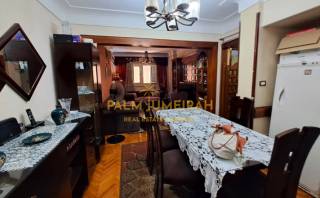 شقه للبيع 130م سموحة شارع توت عنخ امون