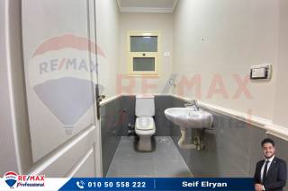 شقه للبيع 195 متر كفر عبده خطوات من ميدان سانت جيني