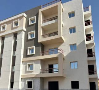 شقة للايجار في مساكن شيراتون في موقع مميز