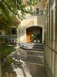 تاون هاوس كورنر لللبيع في لافيستا باتيو 5 ايست