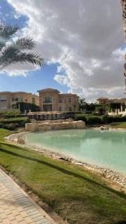 تاون هاوس للبيع في كمبوند تلال ايست القاهرة