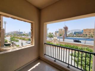 شقة للبيع استلام فورى بالقرب من قطامية هايتس